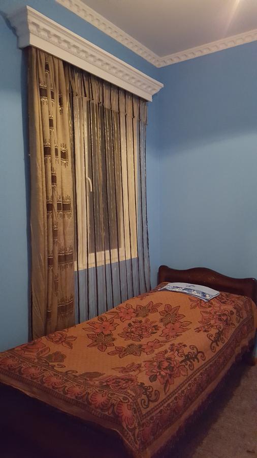 メスティア Raul Lushnu Darbaz Bed & Breakfast エクステリア 写真