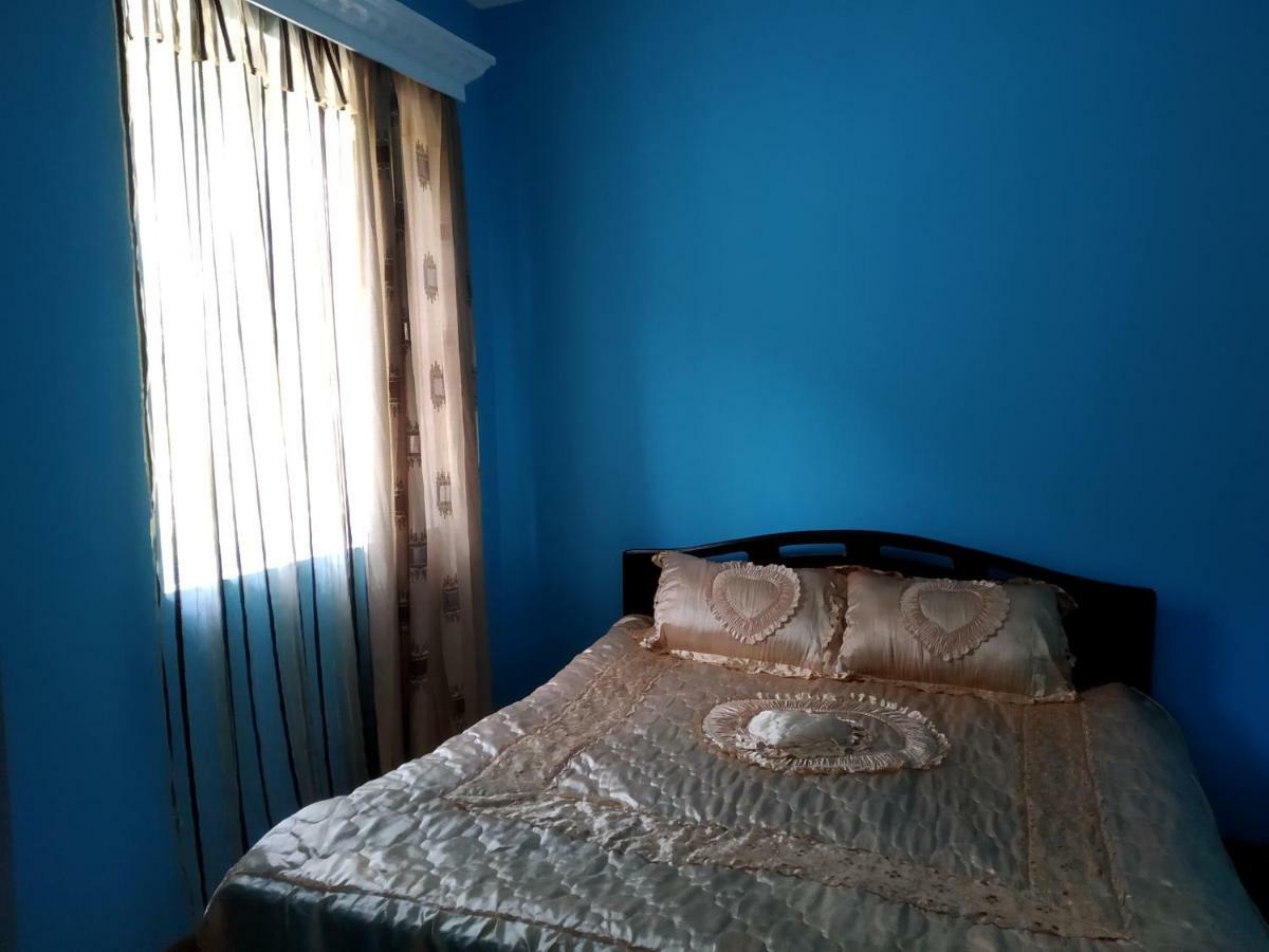メスティア Raul Lushnu Darbaz Bed & Breakfast エクステリア 写真